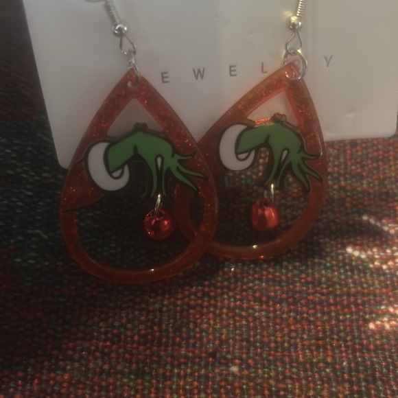 The Grinch Holiday Teardrop Earrings Multicolor Christmas Dangle Hook - Picture 4 of 6